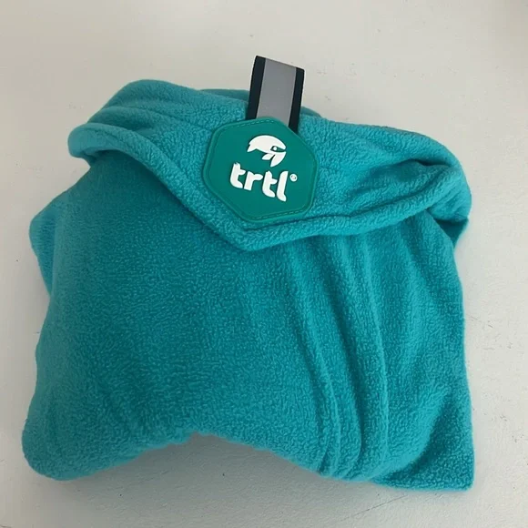 Trtl Kids Travel Pillow - Blue - Picture 4 of 4